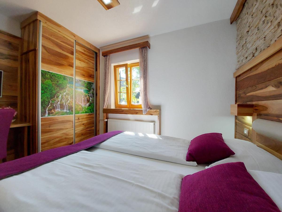 Bed and Breakfast Plitvice Etno House I Plitvička Jezera Esterno foto