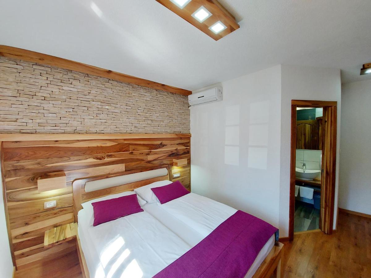 Bed and Breakfast Plitvice Etno House I Plitvička Jezera Esterno foto