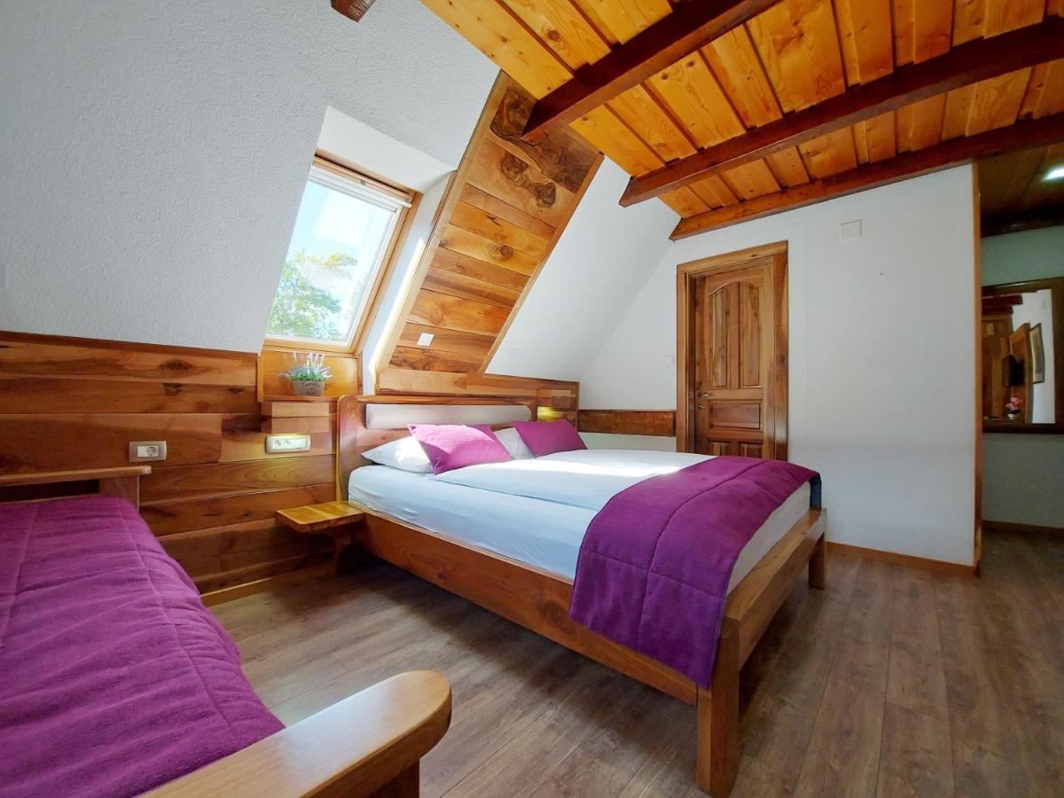 Bed and Breakfast Plitvice Etno House I Plitvička Jezera Esterno foto