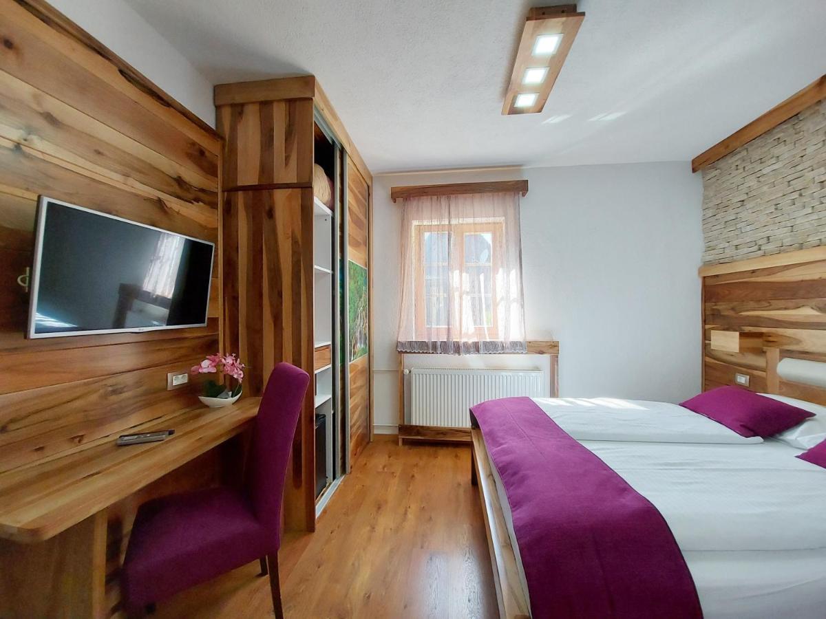 Bed and Breakfast Plitvice Etno House I Plitvička Jezera Esterno foto