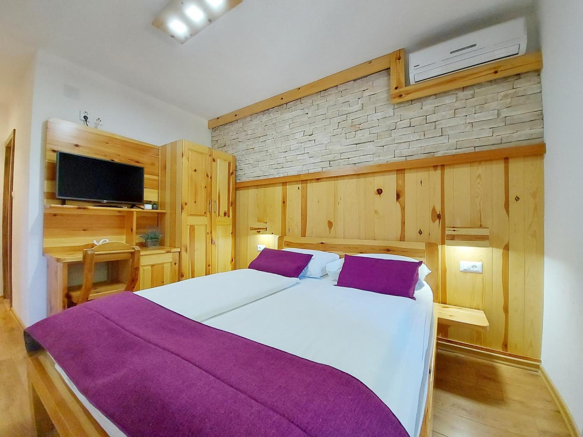 Bed and Breakfast Plitvice Etno House I Plitvička Jezera Esterno foto